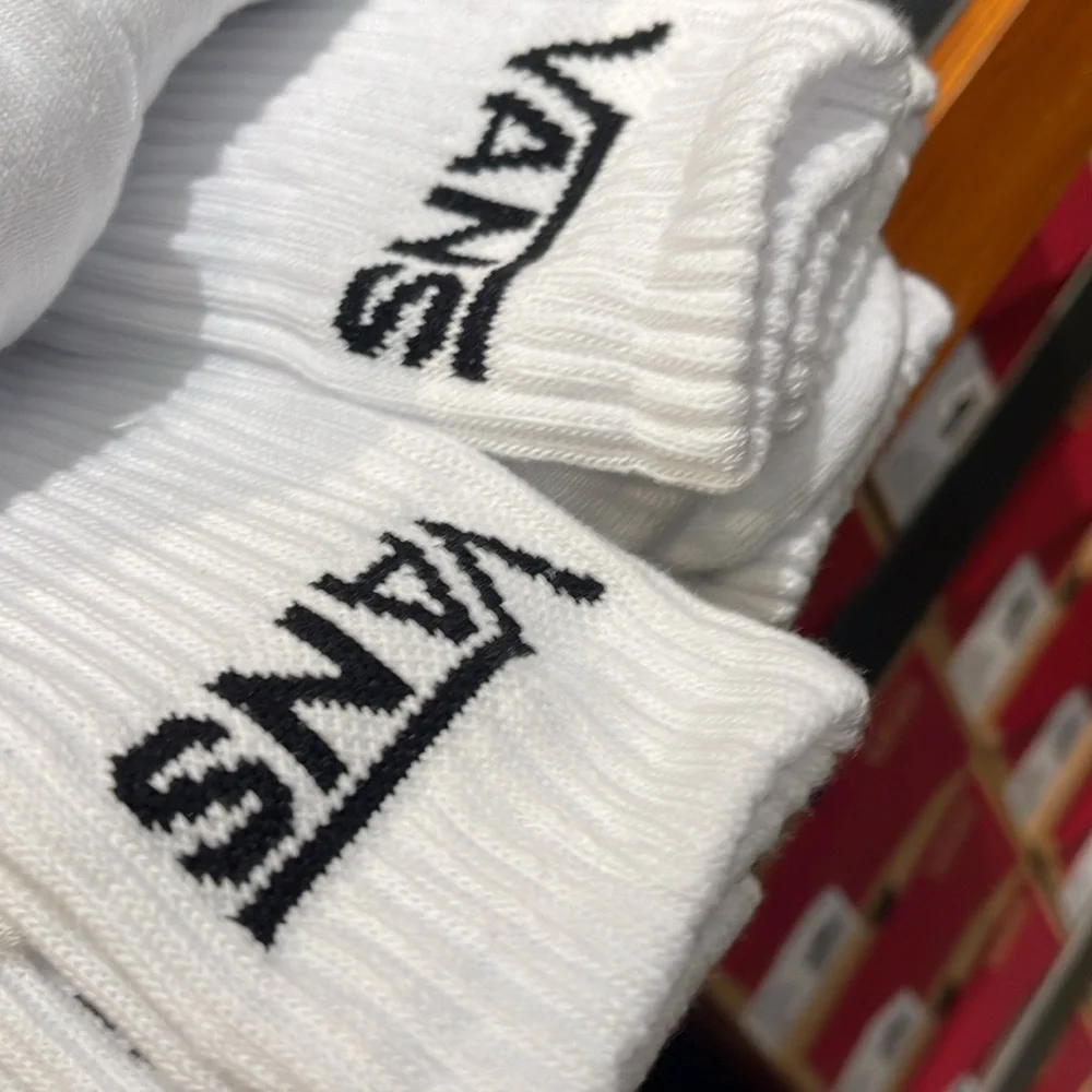 Vans Socks 6 pairs set CREW VANS.
"OFF THE WALL" White/Black 
NWT - Picture 10 of 16